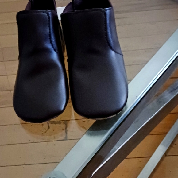 Toddler boys booties - Picture 1 of 1